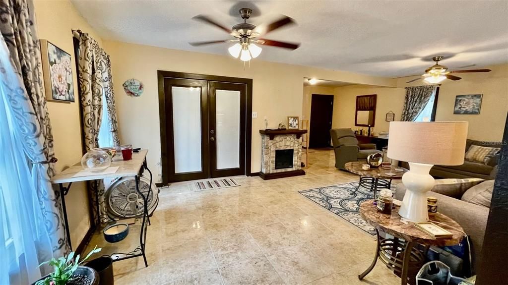 Recently Sold: $339,000 (3 beds, 3 baths, 2028 Square Feet)