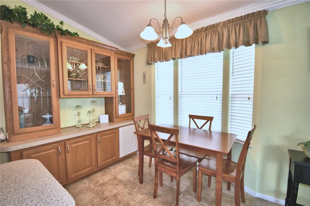 Recently Sold: $112,900 (1 beds, 1 baths, 560 Square Feet)