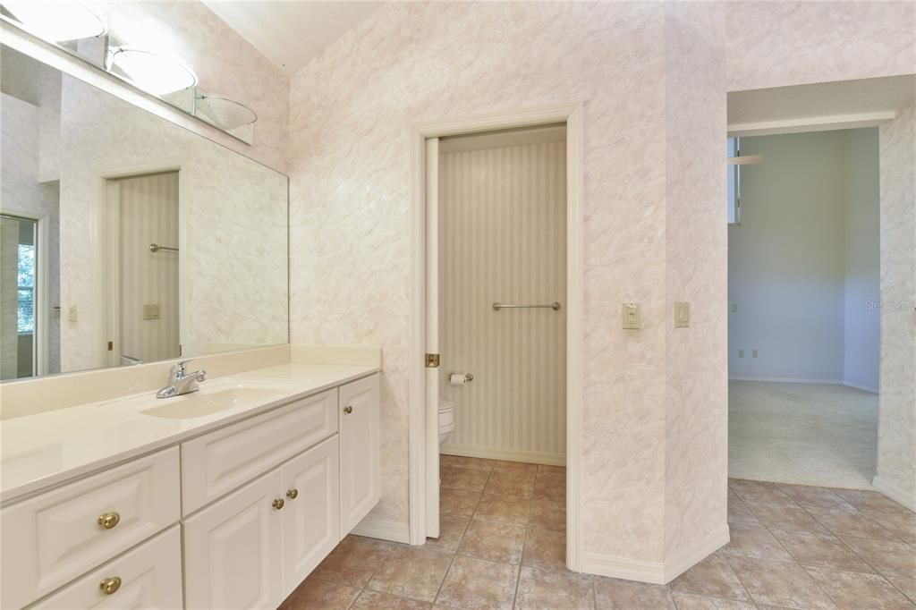 最近售出: $349,000 (3 贝兹, 2 浴室, 2538 平方英尺)
