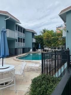 Recently Sold: $399,000 (1 beds, 1 baths, 590 Square Feet)