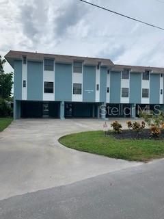 Recently Sold: $399,000 (1 beds, 1 baths, 590 Square Feet)