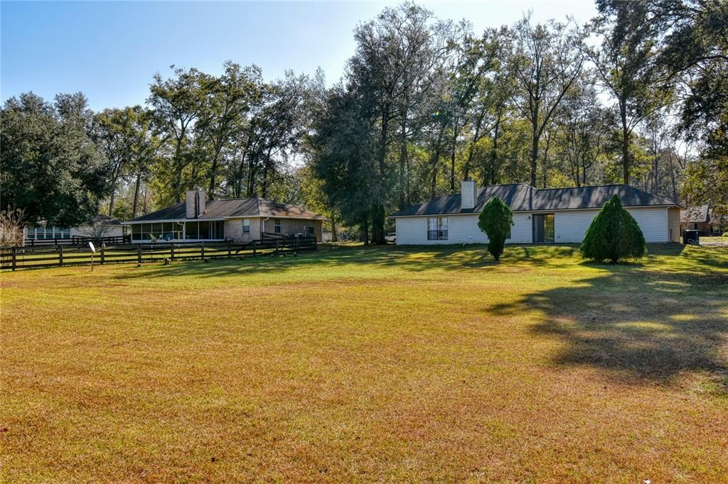 Recently Sold: $225,000 (3 beds, 2 baths, 1350 Square Feet)