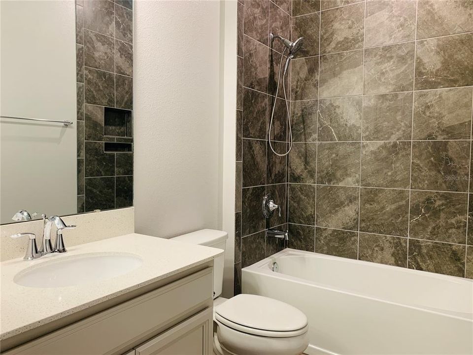 Недавно арендовано: $2,700 (4 спален, 3 ванн, 2316 Квадратных фут)