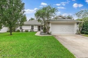 Recently Sold: $297,500 (4 beds, 2 baths, 1801 Square Feet)