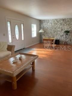 Recently Rented: $1,800 (2 beds, 1 baths, 1223 Square Feet)