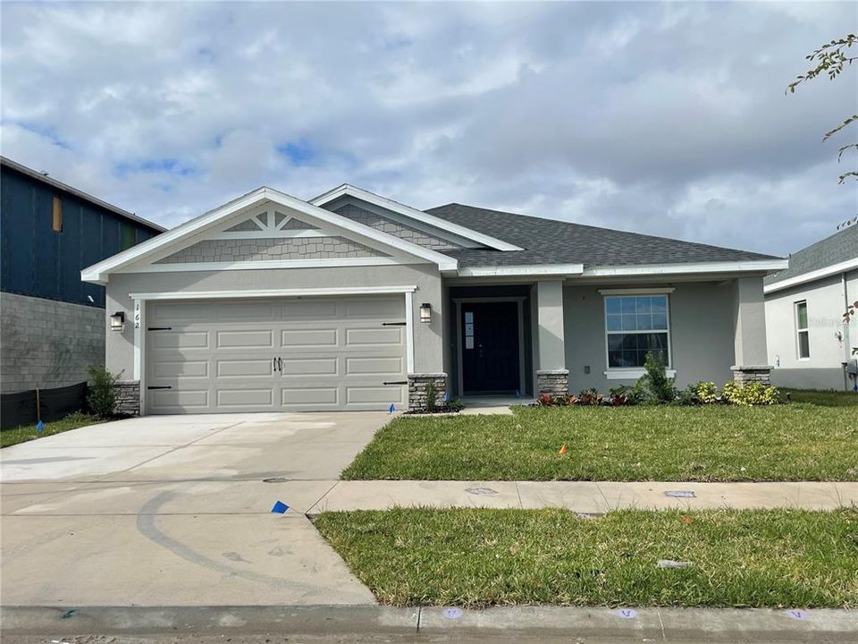 Recently Sold: $308,969 (4 beds, 2 baths, 1819 Square Feet)