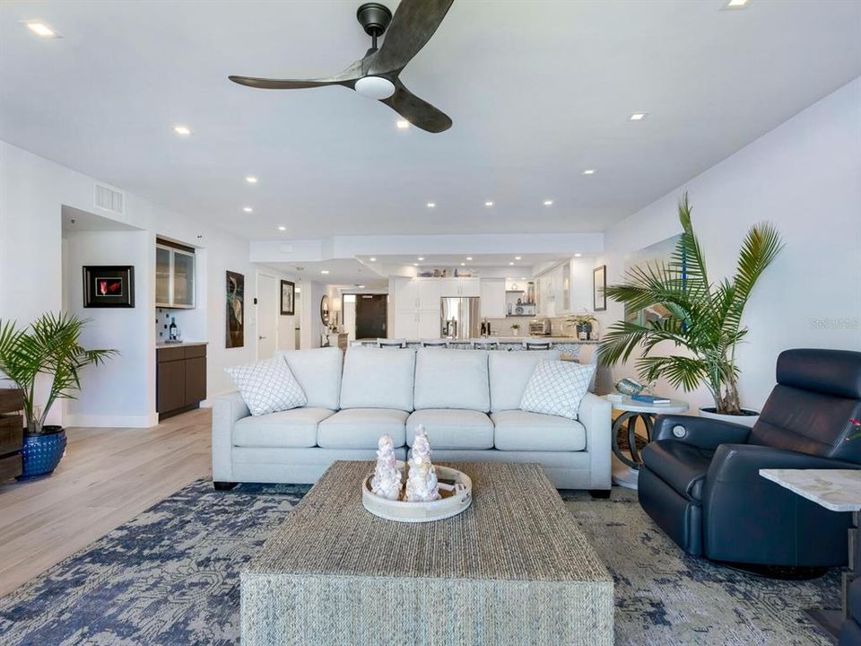 Recently Sold: $1,095,000 (2 beds, 2 baths, 2031 Square Feet)