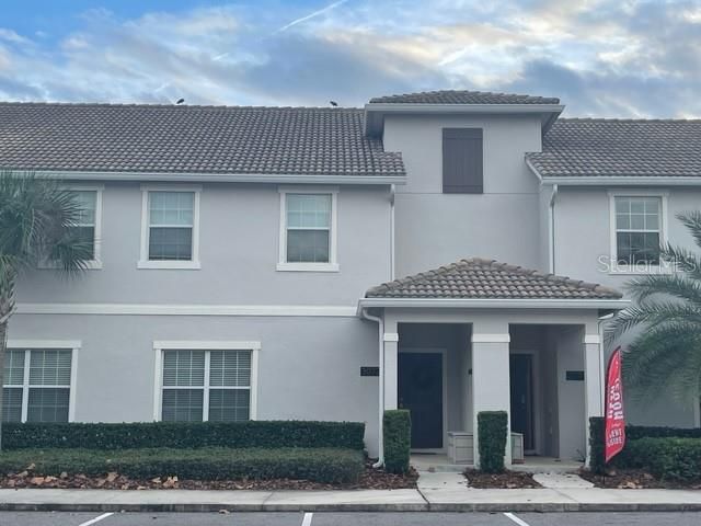 Recently Sold: $469,000 (4 beds, 3 baths, 1914 Square Feet)