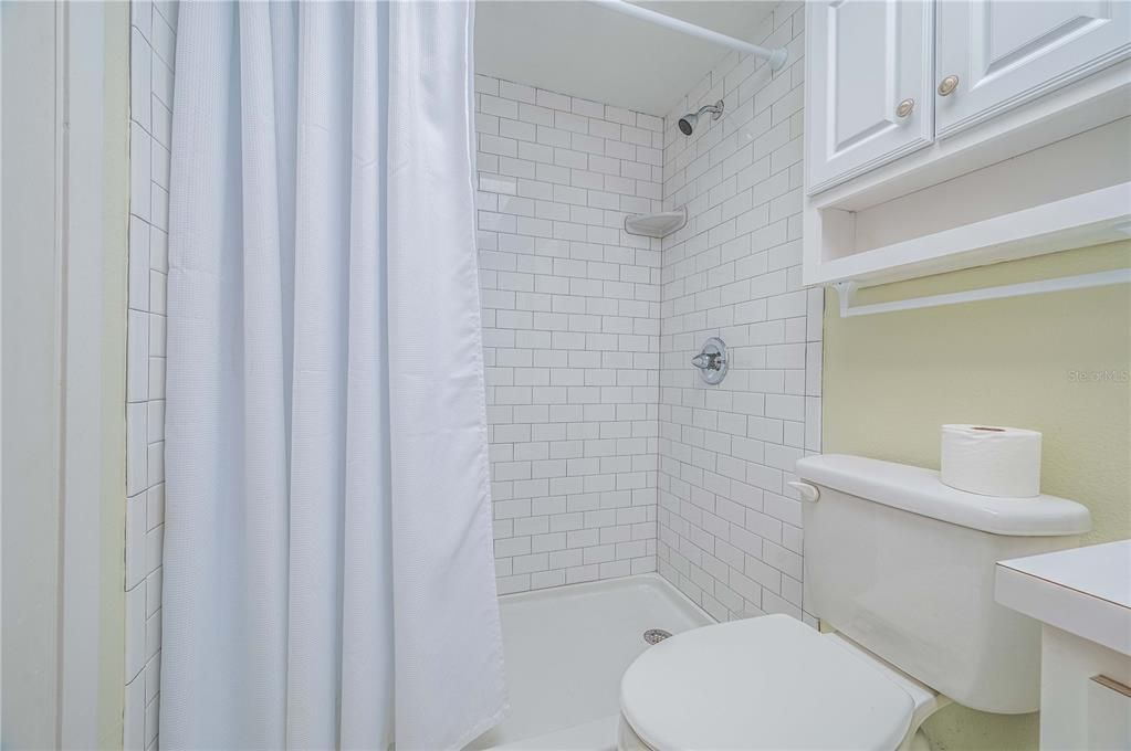 最近售出: $220,000 (3 贝兹, 2 浴室, 1543 平方英尺)