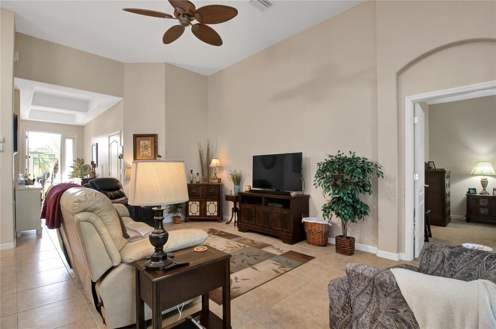 Recently Sold: $290,000 (2 beds, 2 baths, 1382 Square Feet)
