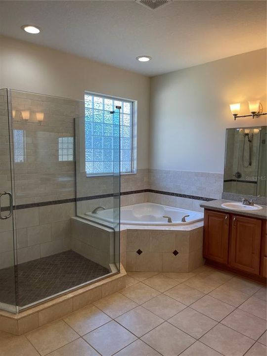 Недавно арендовано: $2,595 (3 спален, 2 ванн, 2160 Квадратных фут)