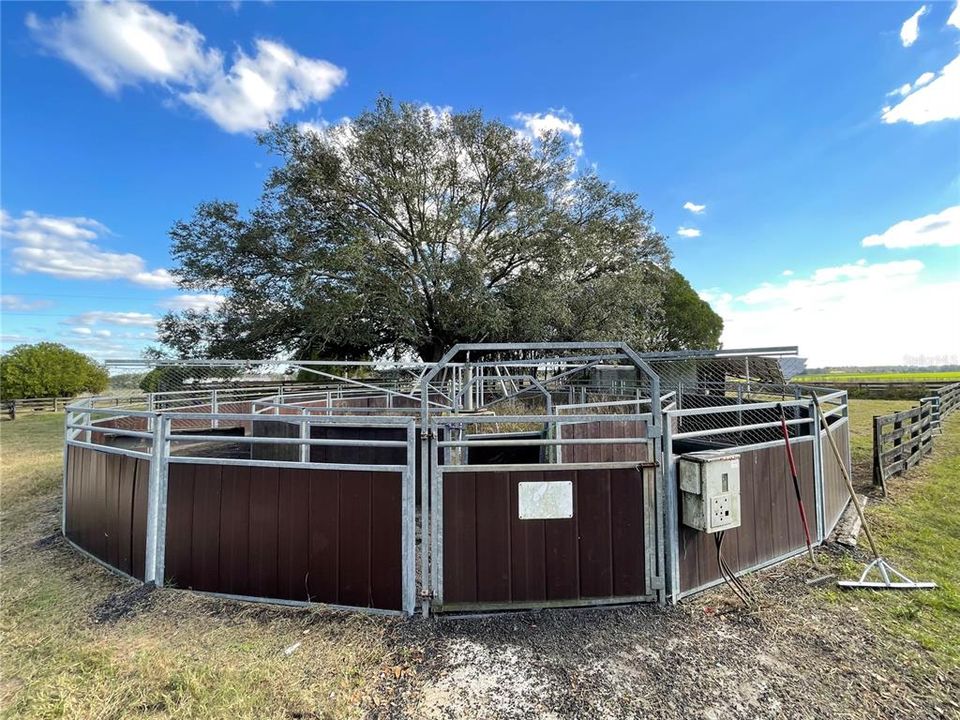 Recently Sold: $1,500,000 (2 beds, 2 baths, 1428 Square Feet)