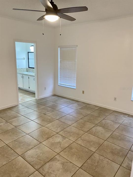 Recently Rented: $2,300 (3 beds, 2 baths, 1551 Square Feet)