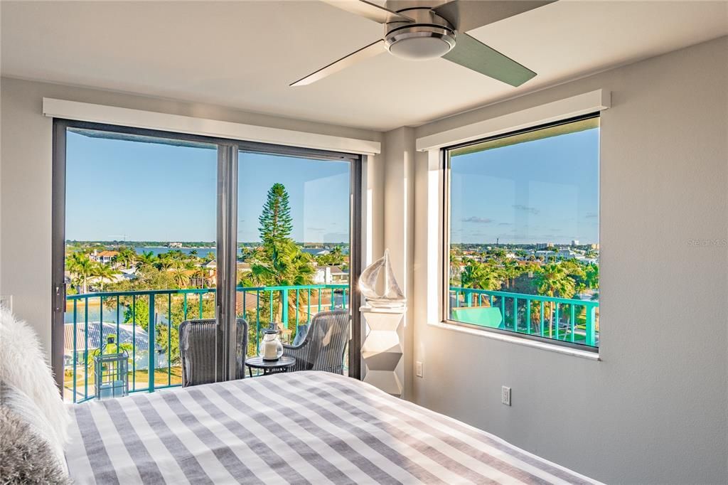Recently Sold: $669,000 (2 beds, 2 baths, 1653 Square Feet)