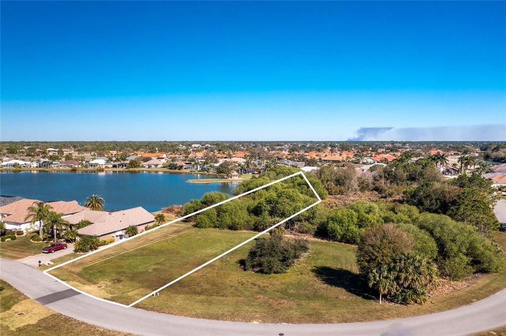 最近售出: $59,900 (0.60 acres)