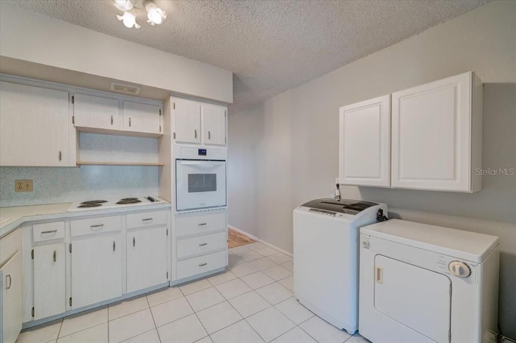 Recently Sold: $125,000 (2 beds, 2 baths, 1100 Square Feet)