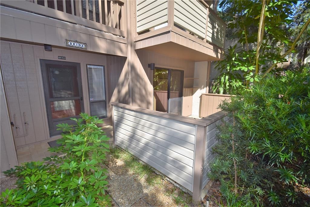 Recently Sold: $300,000 (3 beds, 2 baths, 1483 Square Feet)