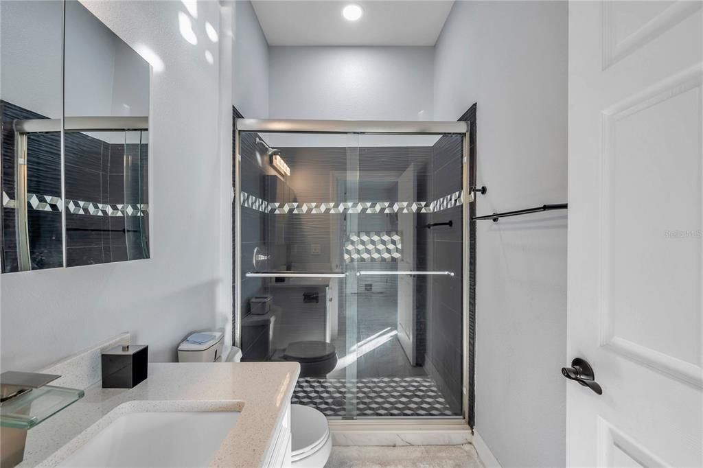 最近售出: $625,000 (4 贝兹, 3 浴室, 2786 平方英尺)