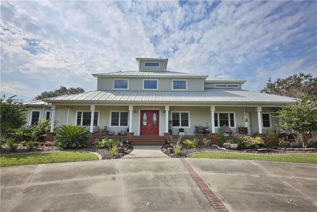 Recently Sold: $2,500,000 (5 beds, 3 baths, 4112 Square Feet)