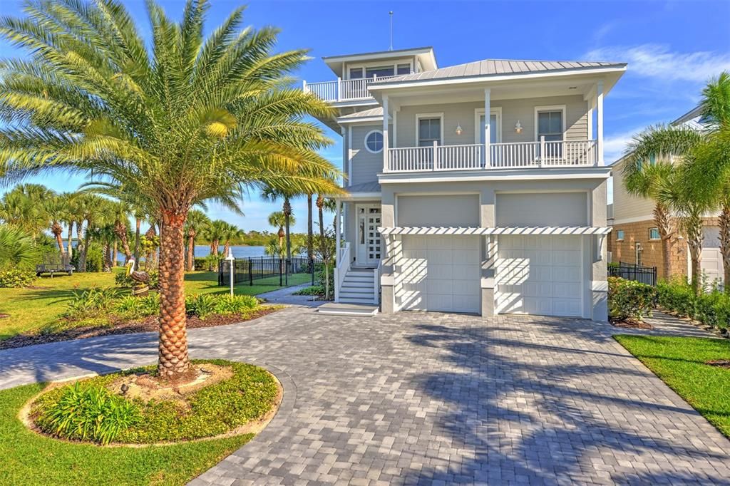 Recently Sold: $2,375,000 (4 beds, 4 baths, 3421 Square Feet)