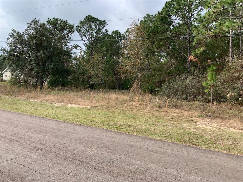 Vendido Recientemente: $45,000 (1.01 acres)