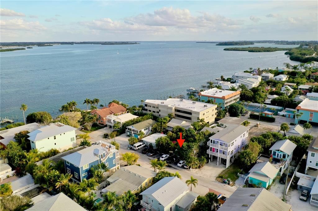 Recently Sold: $5,390,000 (0 beds, 0 baths, 5734 Square Feet)