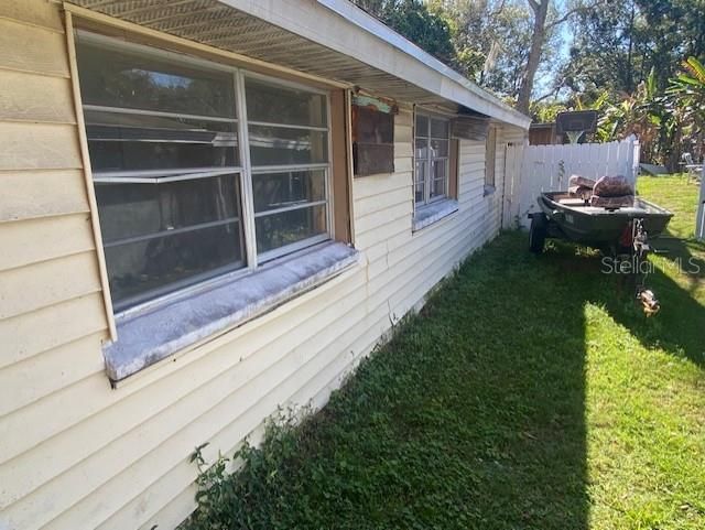 Recently Sold: $129,000 (3 beds, 1 baths, 1252 Square Feet)