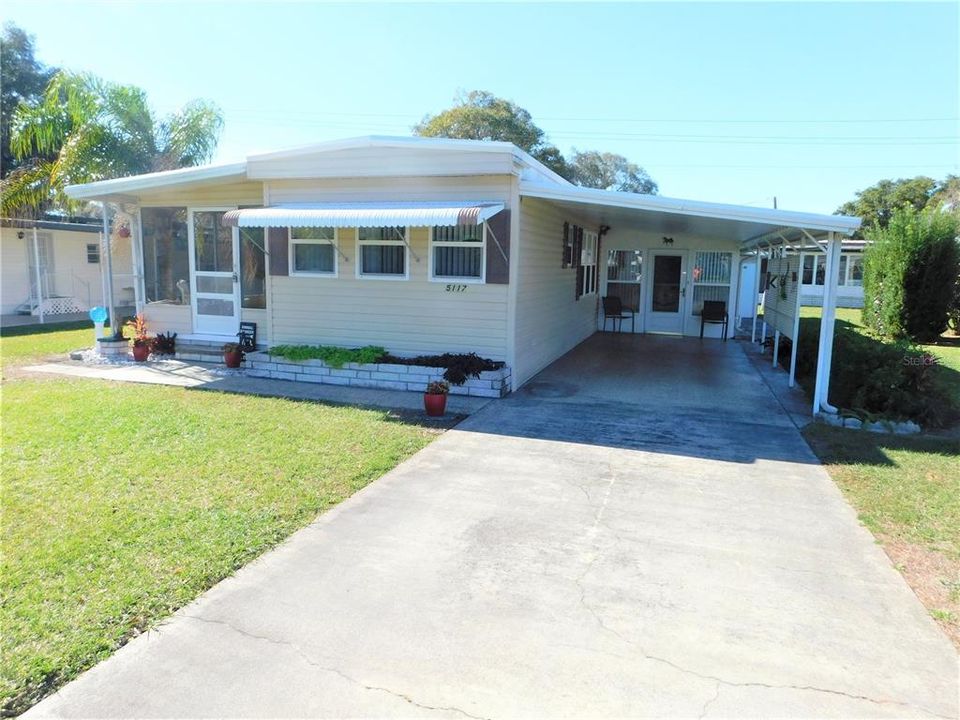 Recently Sold: $83,000 (2 beds, 2 baths, 904 Square Feet)