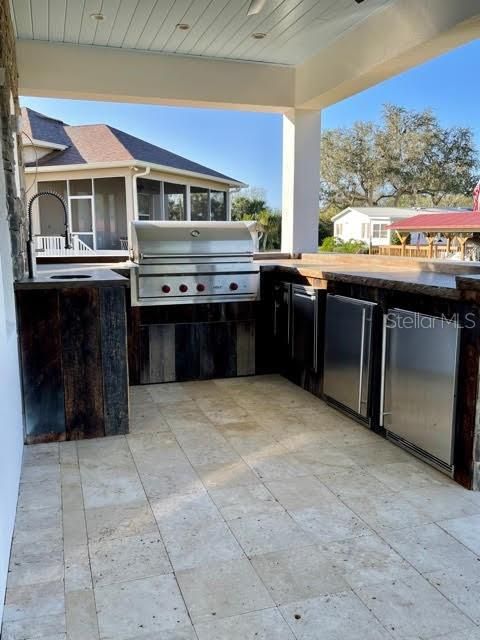 Recently Sold: $1,100,000 (4 beds, 3 baths, 3858 Square Feet)