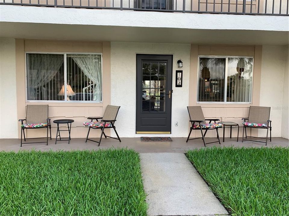 Recently Sold: $210,000 (2 beds, 2 baths, 844 Square Feet)