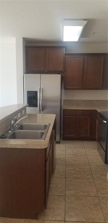 Recently Rented: $1,700 (2 beds, 2 baths, 1284 Square Feet)