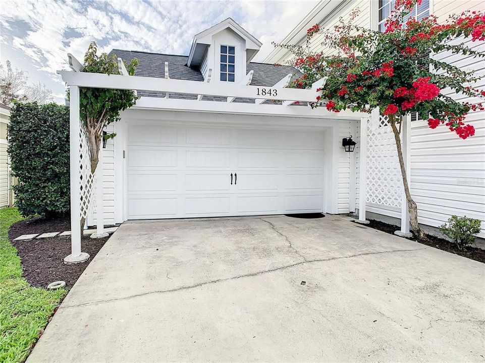 Recently Sold: $649,000 (4 beds, 2 baths, 2906 Square Feet)