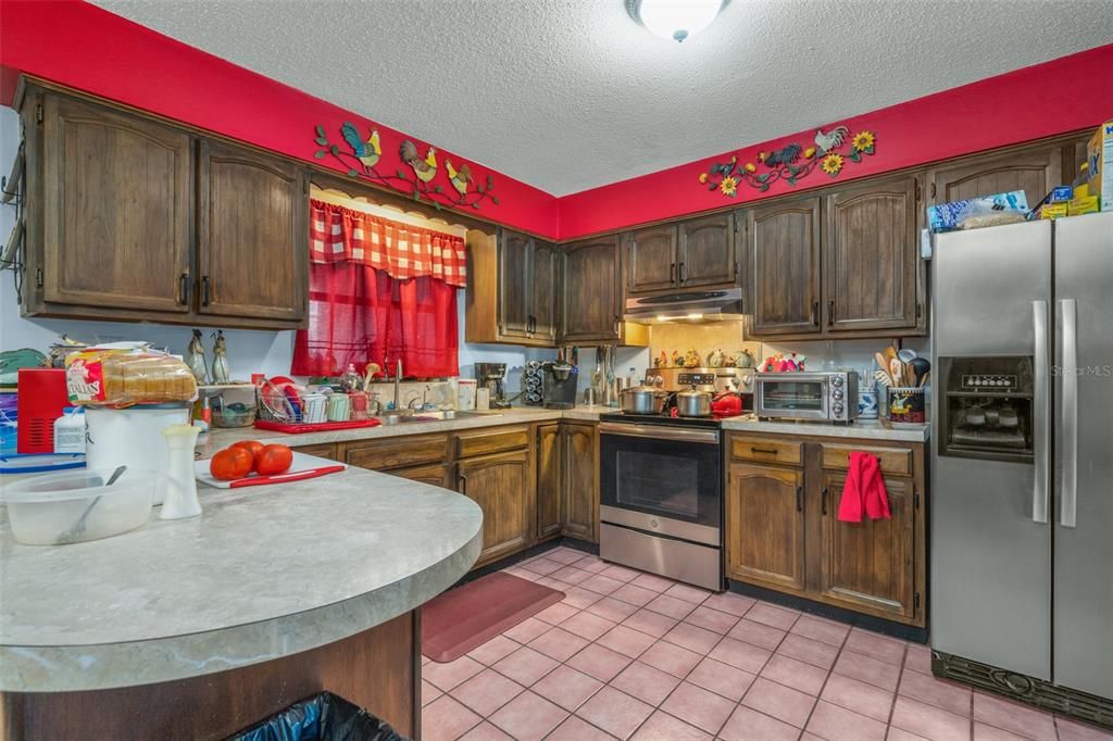 Recently Sold: $215,000 (3 beds, 2 baths, 1590 Square Feet)