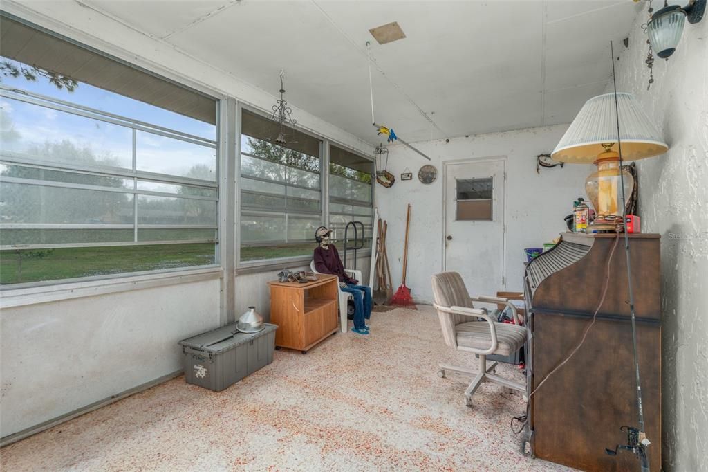 Vendido Recientemente: $215,000 (3 camas, 2 baños, 1590 Pies cuadrados)