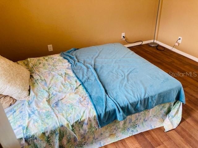 Vendido Recientemente: $55,000 (2 camas, 1 baños, 708 Pies cuadrados)