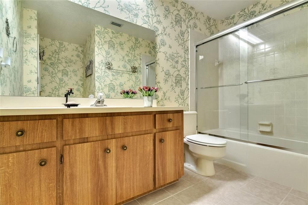 Недавно продано: $573,000 (3 спален, 2 ванн, 2648 Квадратных фут)