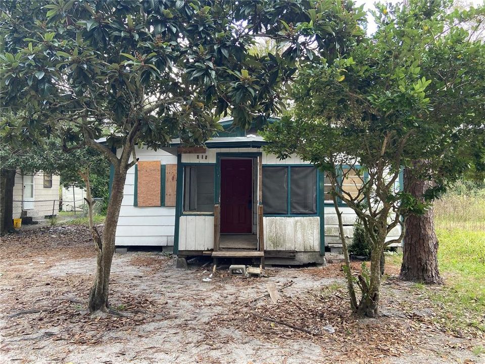 Recently Sold: $35,000 (3 beds, 1 baths, 1074 Square Feet)