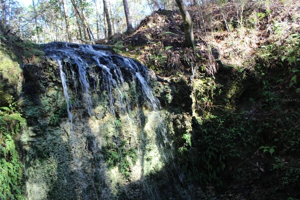 chase waterfalls nearby