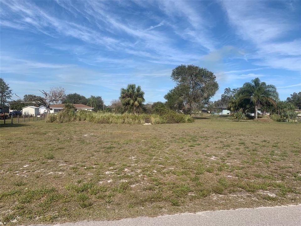 Recently Sold: $25,000 (0.47 acres)