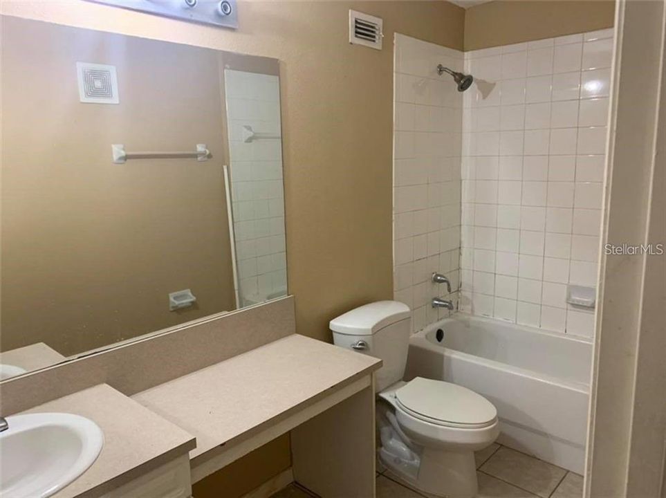 Недавно арендовано: $1,000 (1 спален, 1 ванн, 745 Квадратных фут)