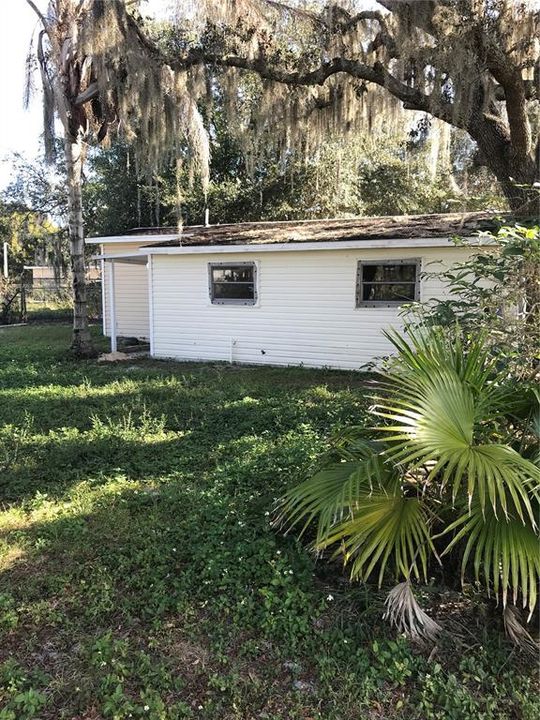 Recently Rented: $850 (2 beds, 1 baths, 728 Square Feet)