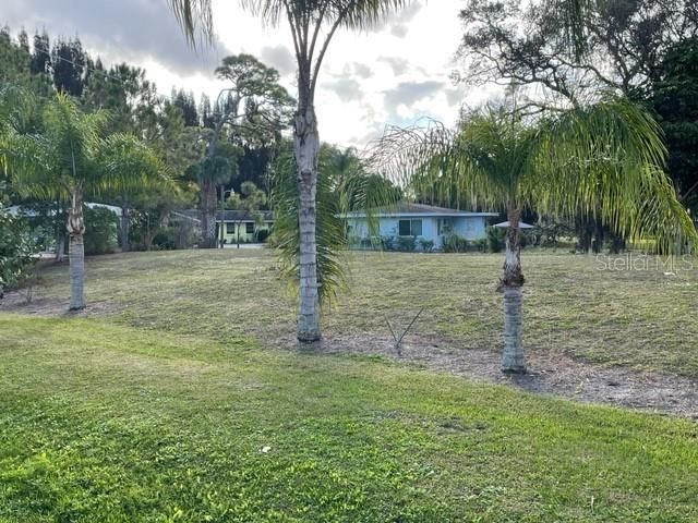 Recently Sold: $1,300,000 (0 beds, 0 baths, 924 Square Feet)