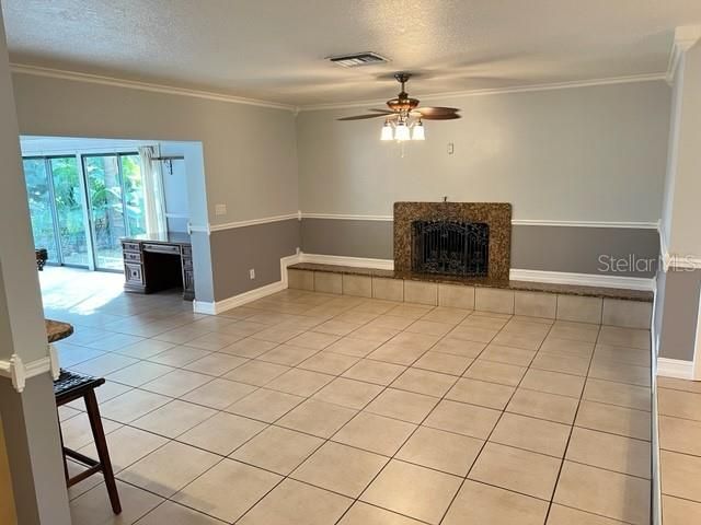 Recently Rented: $3,295 (3 beds, 2 baths, 1956 Square Feet)