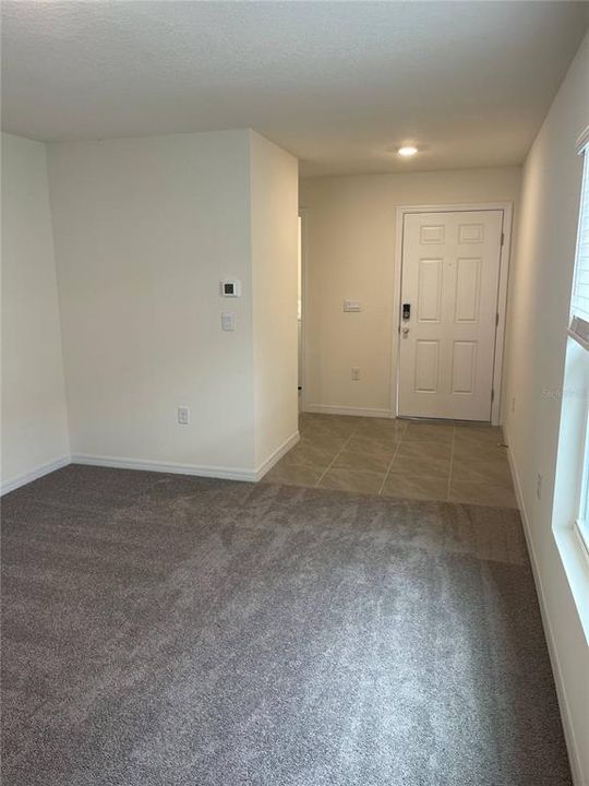 Recently Rented: $1,950 (3 beds, 2 baths, 1504 Square Feet)