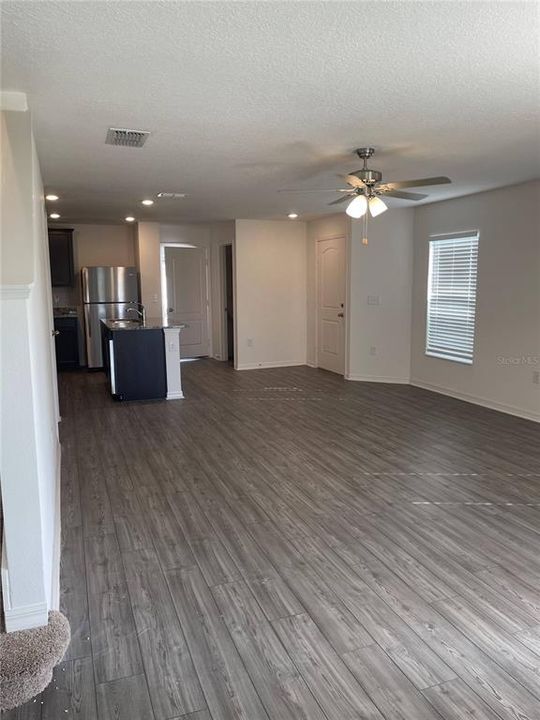 Recently Rented: $2,000 (3 beds, 2 baths, 1817 Square Feet)