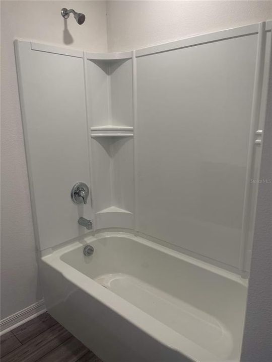 最近租的: $2,000 (3 贝兹, 2 浴室, 1817 平方英尺)