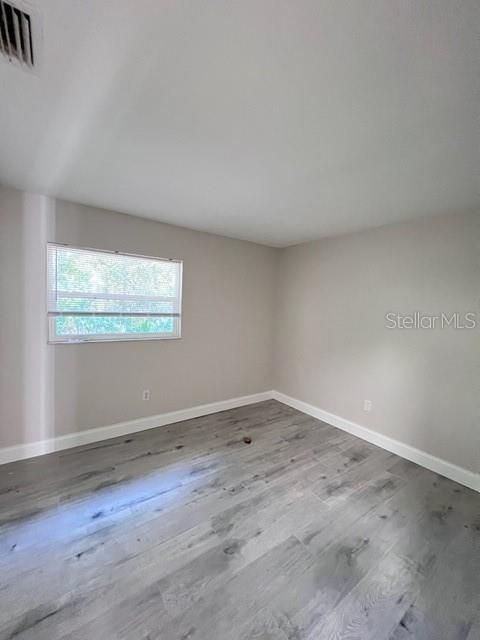 Recently Rented: $1,450 (2 beds, 1 baths, 840 Square Feet)