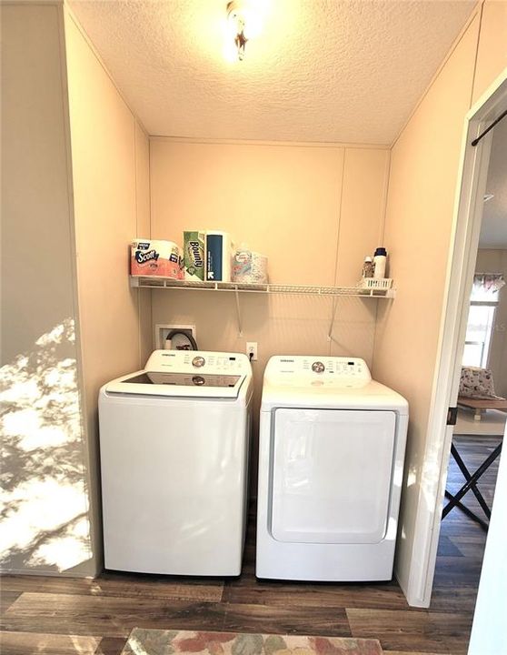 laundry (washer / dryer included with full price offer)