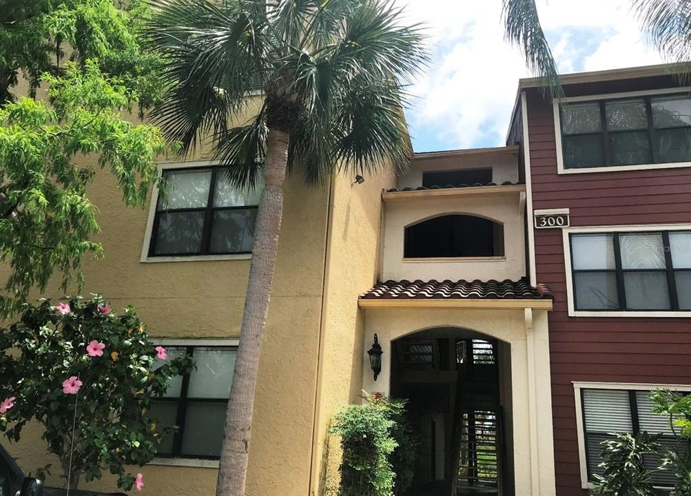 Recently Sold: $125,000 (1 beds, 1 baths, 665 Square Feet)