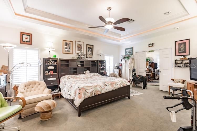 Recently Sold: $1,400,000 (3 beds, 3 baths, 4296 Square Feet)